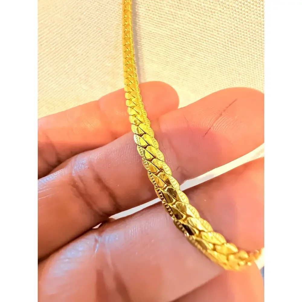 Vintage Gold Tone Herringbone Chain Necklace 22”